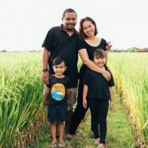 Ayu Alit Mahaitri profile icon