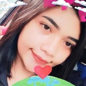 Helen Novita profile icon