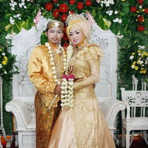 Ayu Puji Lestari profile icon