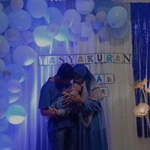 Tia Kurniaa profile icon