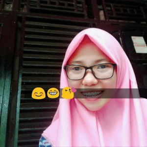 leny santika profile icon