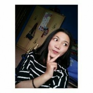 Dewi Silvya profile icon