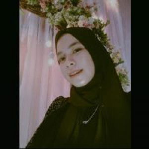 Luky Puspitasari profile icon