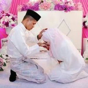 Azura Wahab profile icon