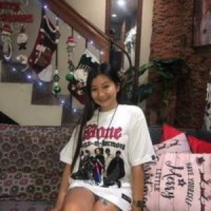 Kate De Leon profile icon