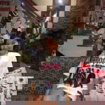 Kate De Leon profile icon