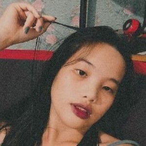 Quenie May Degamon Balhon profile icon