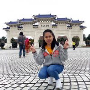 Jhen Ladores profile icon