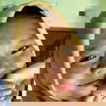 Sri Rahayu profile icon