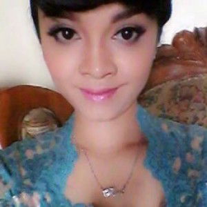 Ratna Sari profile icon