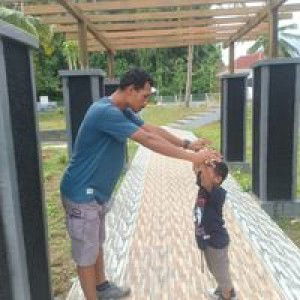 lani ilham profile icon