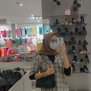 Shella Putri Widiantari profile icon