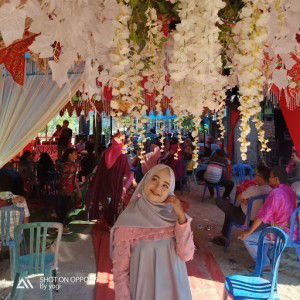 Reni Dwijayanti profile icon