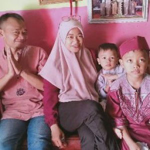 Ricka Putri Maulina profile icon