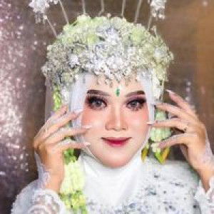 Putri Kinanty profile icon