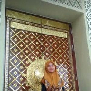 Ratna Dewii profile icon