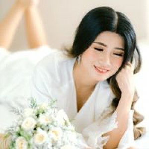 Elena Repalam Ledesma profile icon