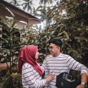 Ella Islah profile icon