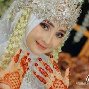 Rena Dwi Yunita profile icon