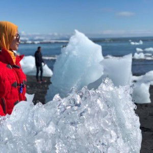 Atikah Nadzri profile icon