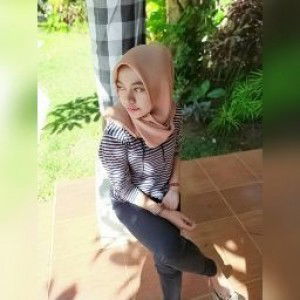 Wulandari Fitria profile icon