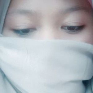 Ratna Mei profile icon