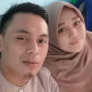 Ririn Febrianti profile icon