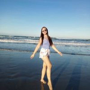 Carmina Ponce Mart'z profile icon