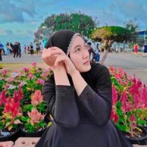 Nareewan Komonnimi profile icon