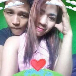 Putri Tunggal profile icon