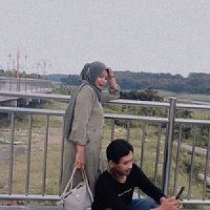 Hanik Rofiah profile icon