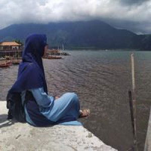 Siti Naimmatul Fitriyyah profile icon