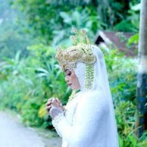 ai winarti profile icon