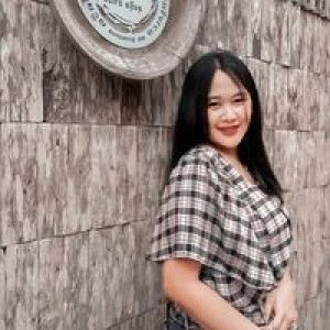 Fah Kullanat profile icon