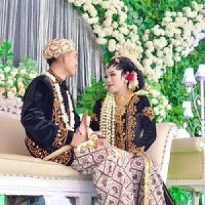 Dwininasari profile icon