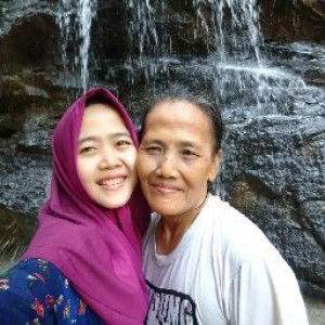 Dian Komalasari profile icon