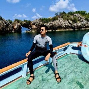 M Eak Karin profile icon