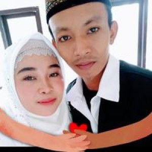 Ria Pesek profile icon