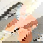 Chompoo profile icon