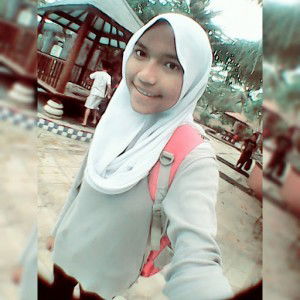 Putri Nur Fadhilah profile icon