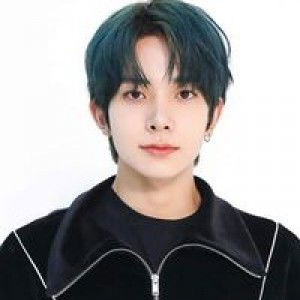 Zakiyyah Syafitri profile icon