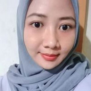 Dwi Retno profile icon