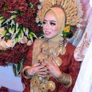 Bunga Tahir profile icon