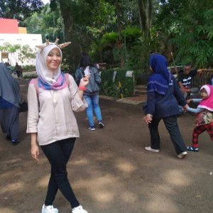 Dian Sari profile icon