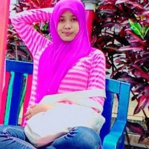 Teti Herawati profile icon