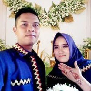 Linda Poetri Bungsu profile icon