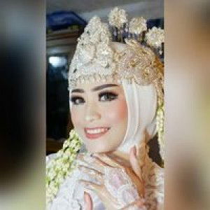 Nyna Yuliani profile icon