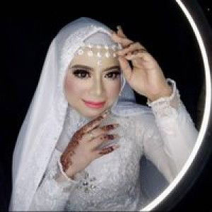 Evi Lathifatul Jannah profile icon