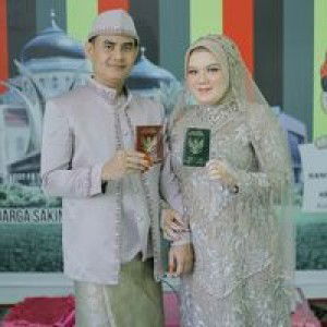 Riska Andriana profile icon