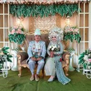 Malida Hola Aprilyani profile icon